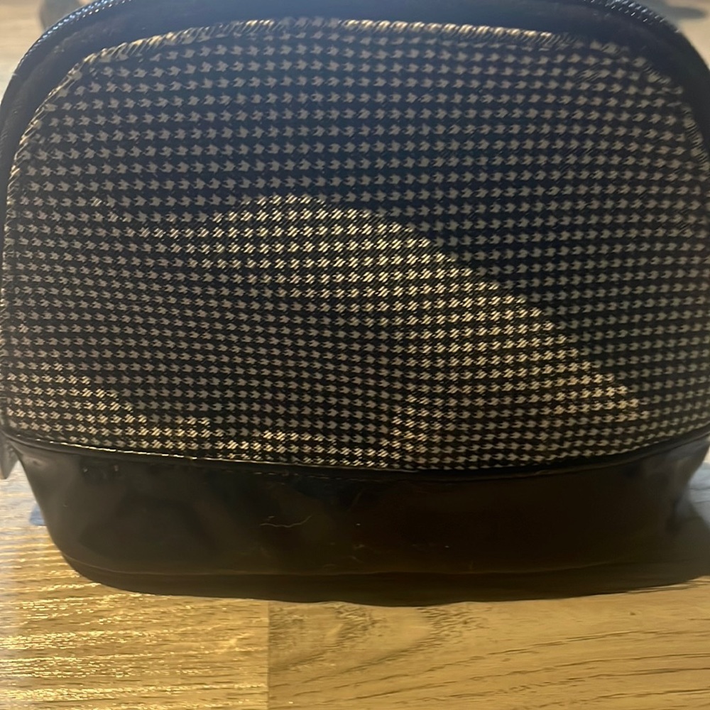 Small cosmetics bag